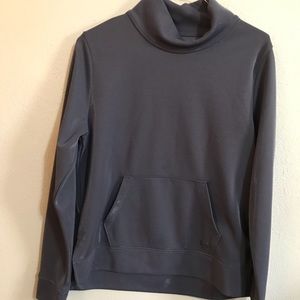Under Armour Sweatshirt